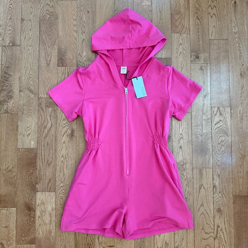 Smash + Tess X The Birds Papaya NWT size XS  Après Sun Romper in Cream Soda